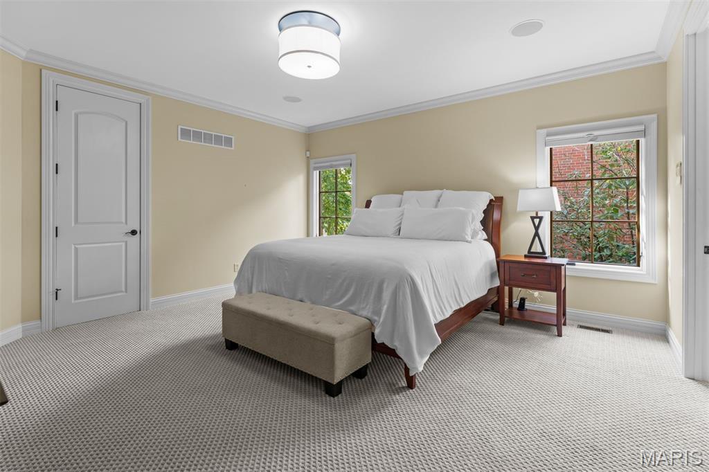 Walk to All That Clayton Has to Offer