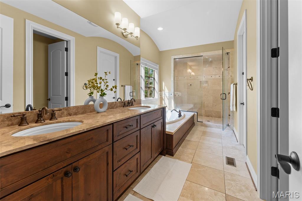 Walk to All That Clayton Has to Offer