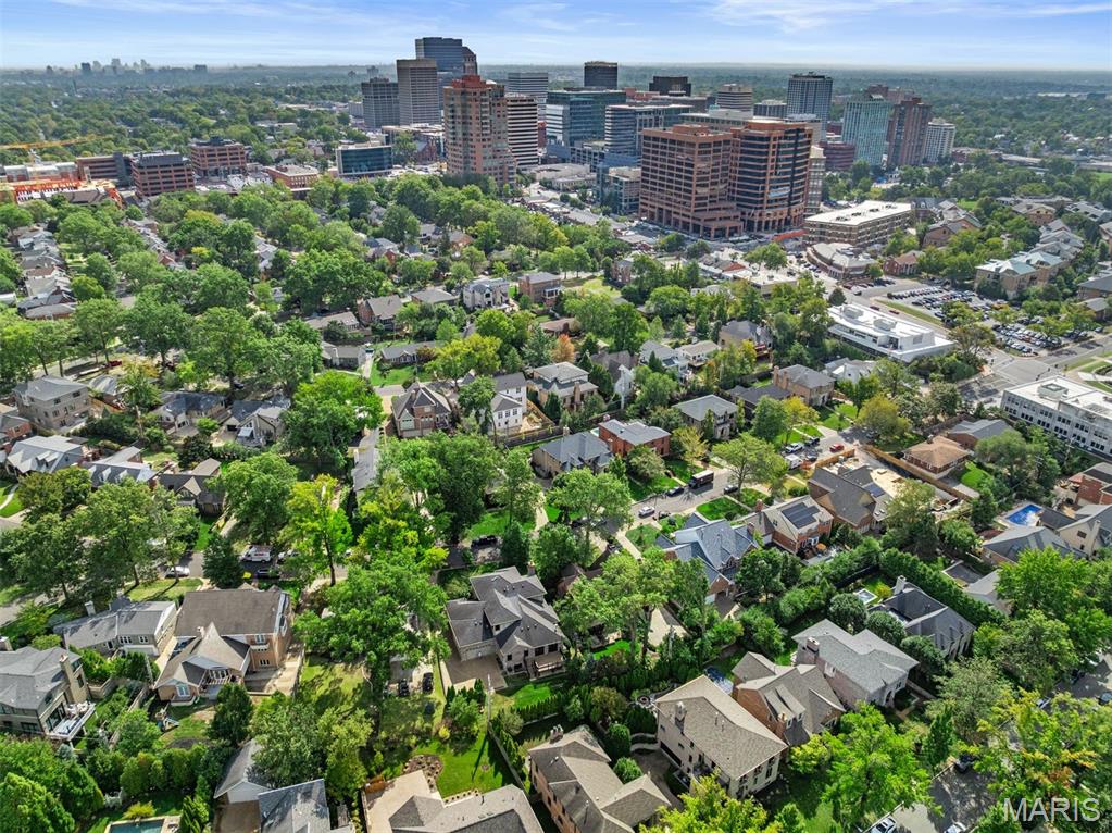 Walk to All That Clayton Has to Offer