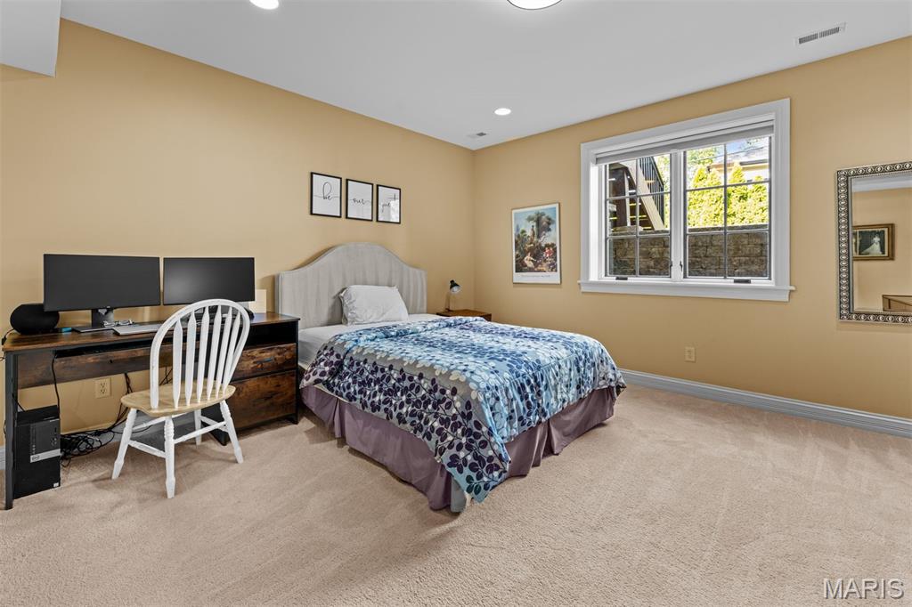 Walk to All That Clayton Has to Offer