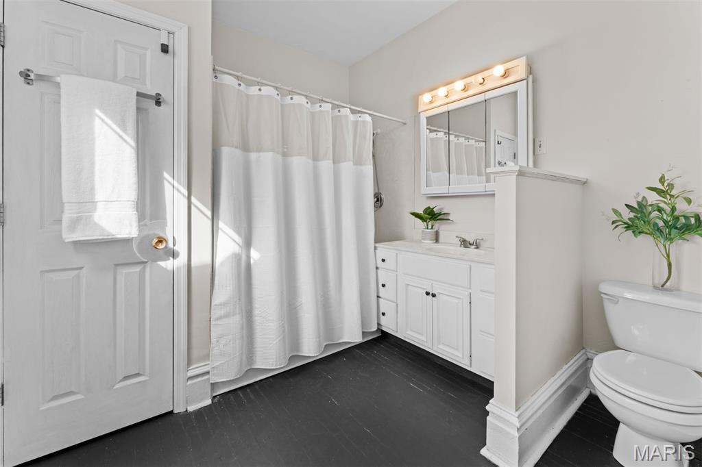 6158 Washington Boulevard