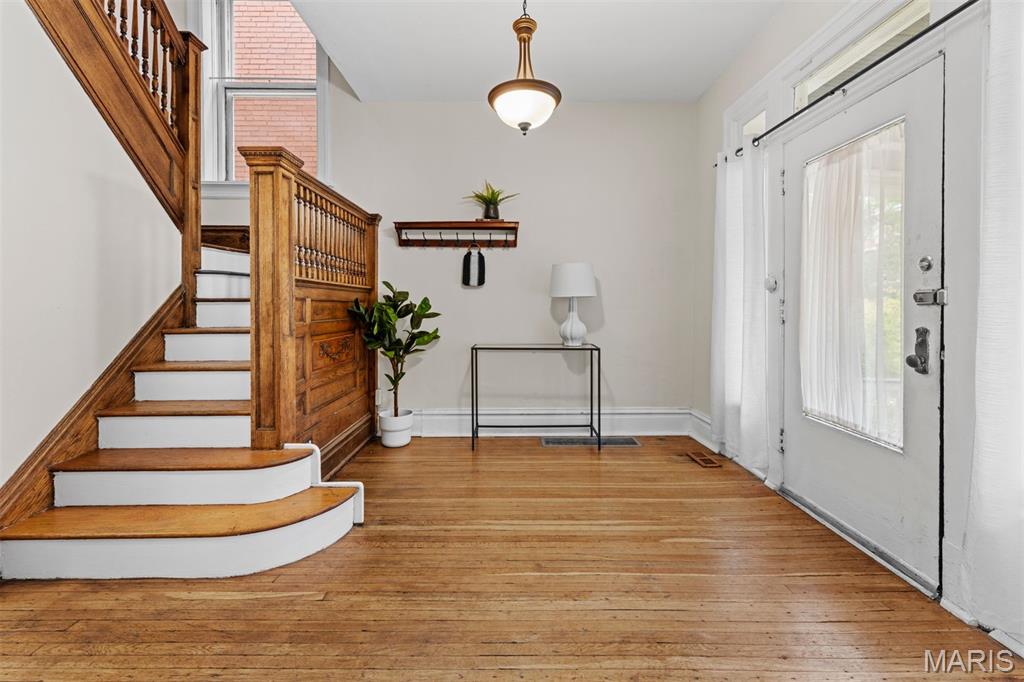 6158 Washington Boulevard