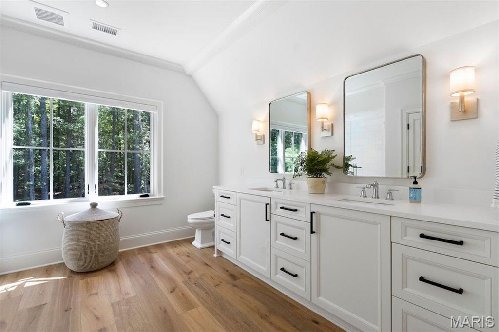 1504 Kehrs Mill Road