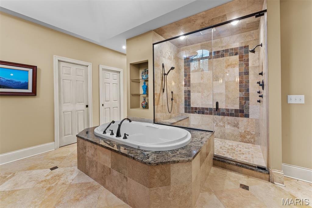 41 Manderleigh Estates Court