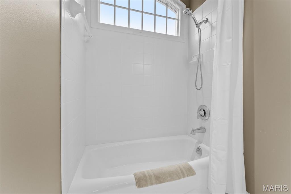 41 Manderleigh Estates Court