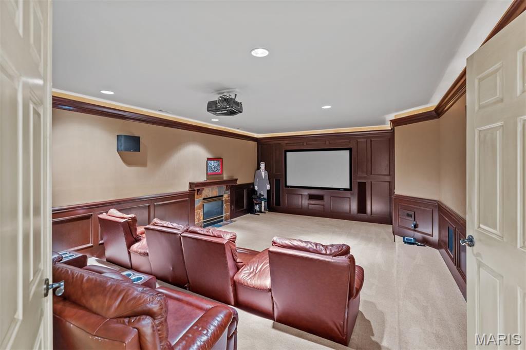 41 Manderleigh Estates Court