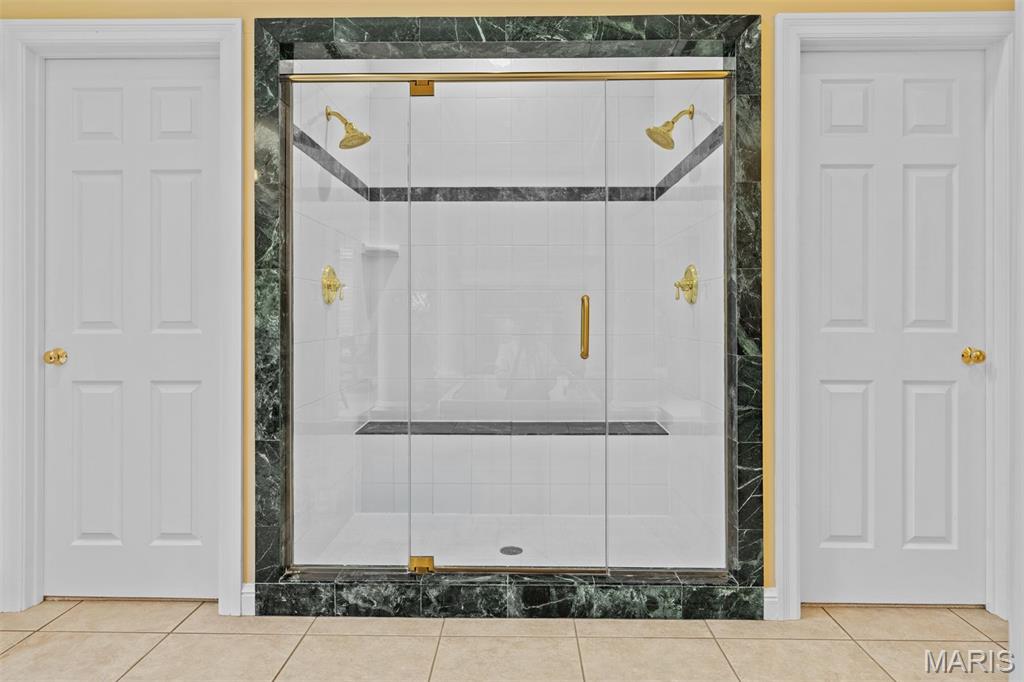 41 Manderleigh Estates Court