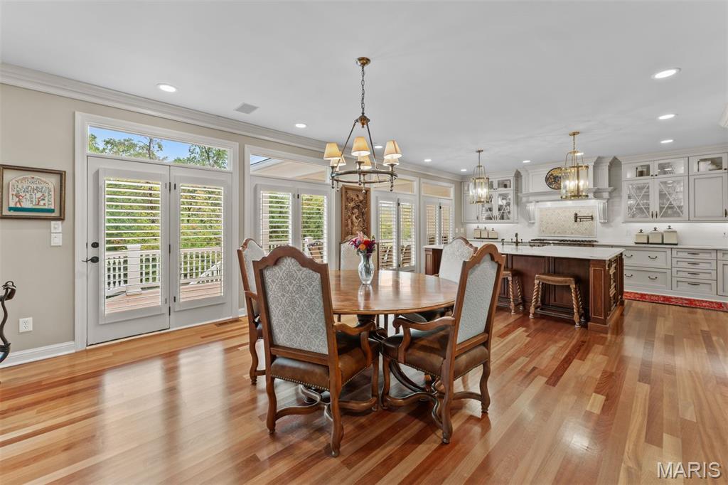 41 Manderleigh Estates Court