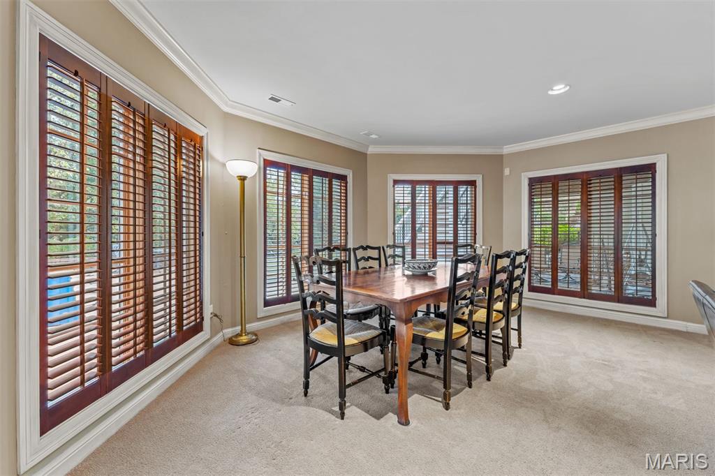 41 Manderleigh Estates Court