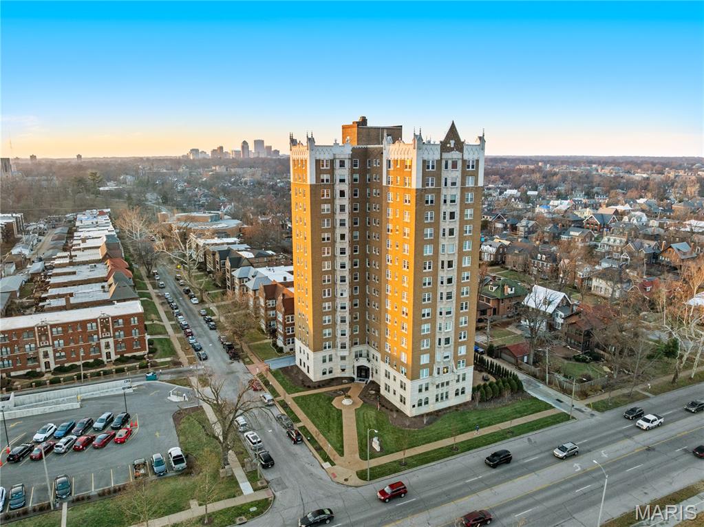625 S Skinker Boulevard Unit: 1702