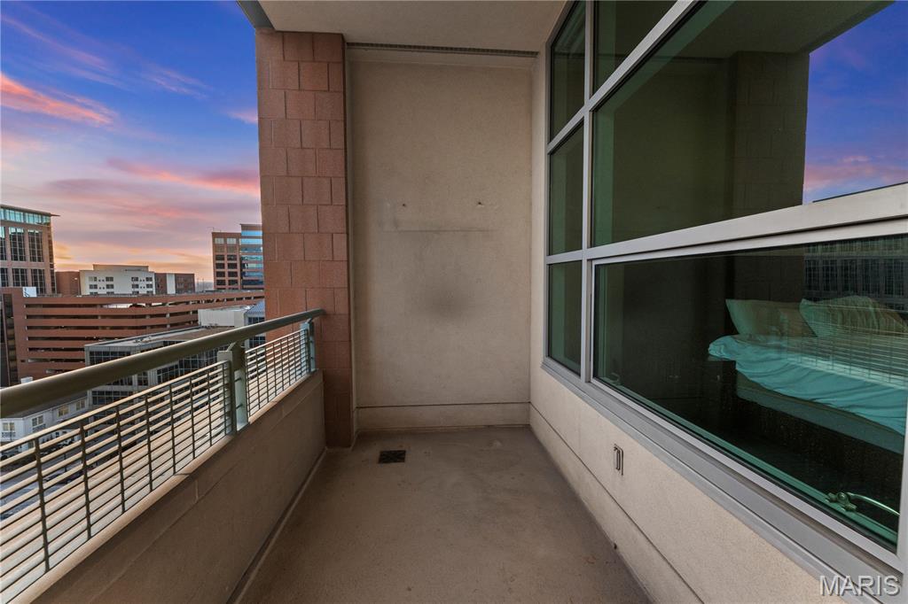 8025 Maryland Avenue Unit: 7G