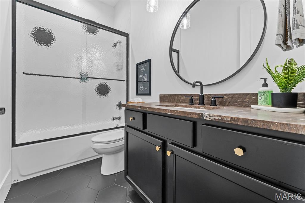 5 Year Newer Construction Ranch in Fienup Farms 