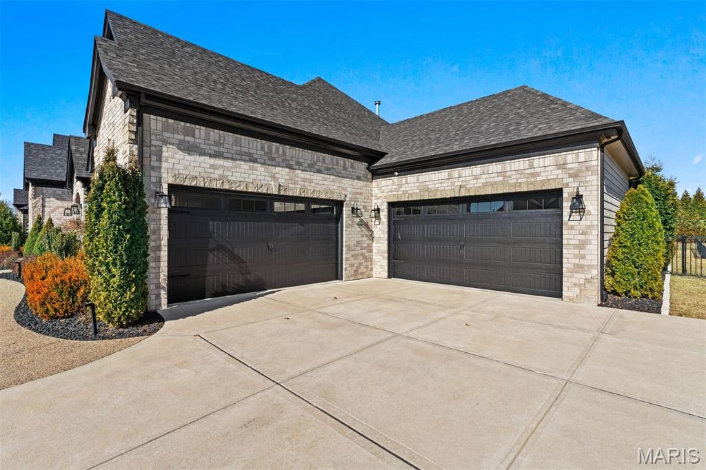 5 Year Newer Construction Ranch in Fienup Farms 