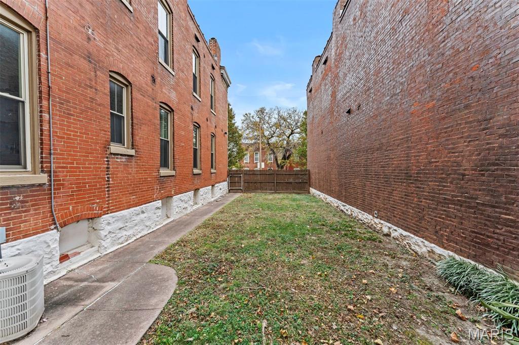 3118 Magnolia Avenue