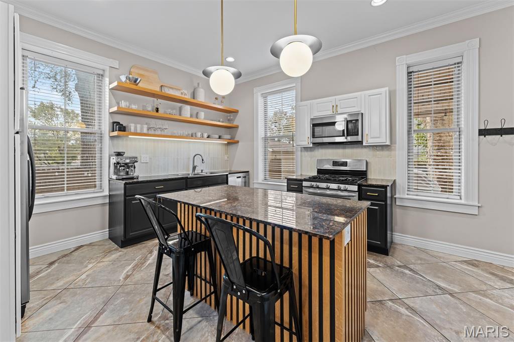 3118 Magnolia Avenue