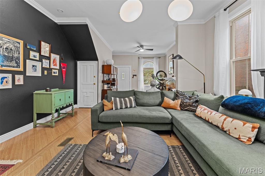 3118 Magnolia Avenue