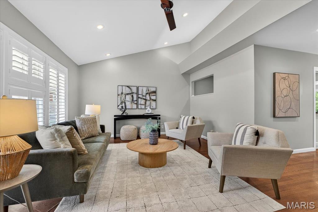 7421 Saleen Court