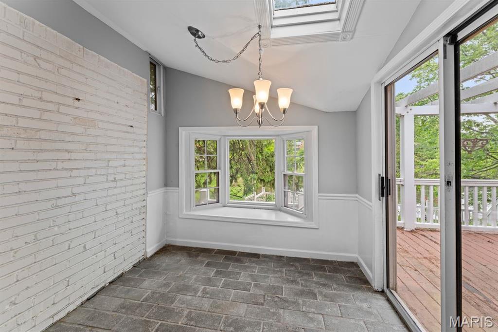 160 Ladue Pines Drive