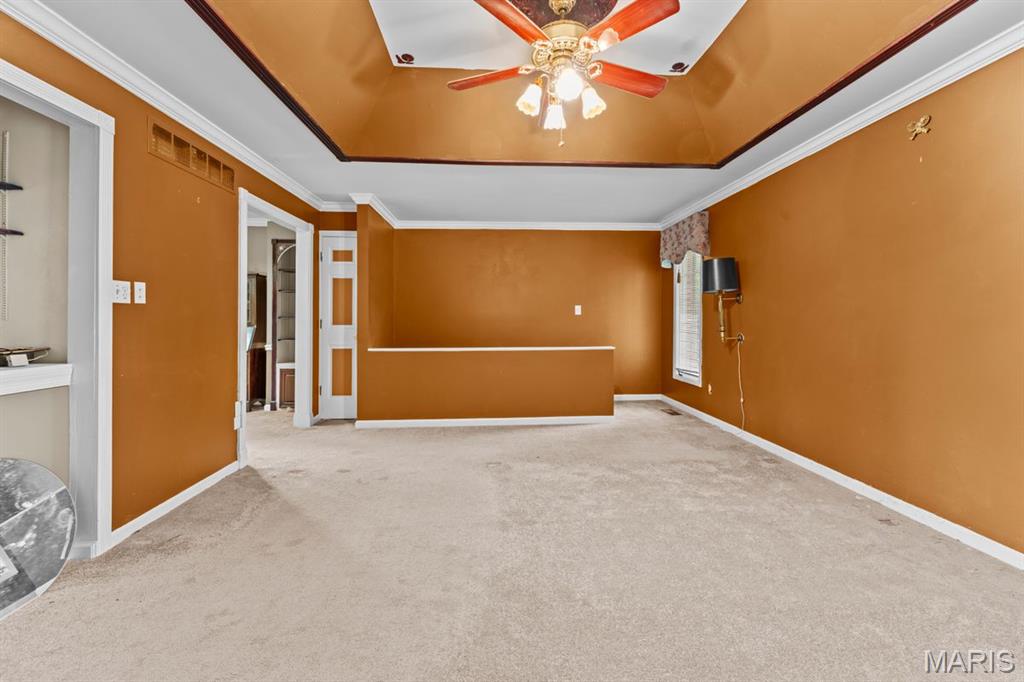 160 Ladue Pines Drive
