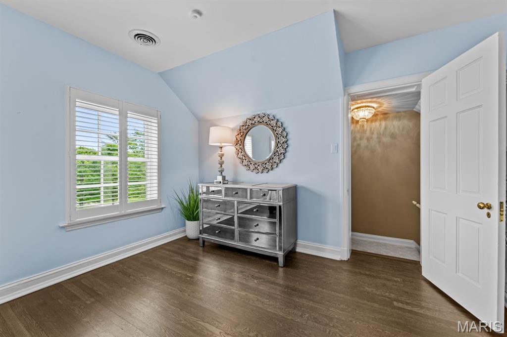14 Briarcliff