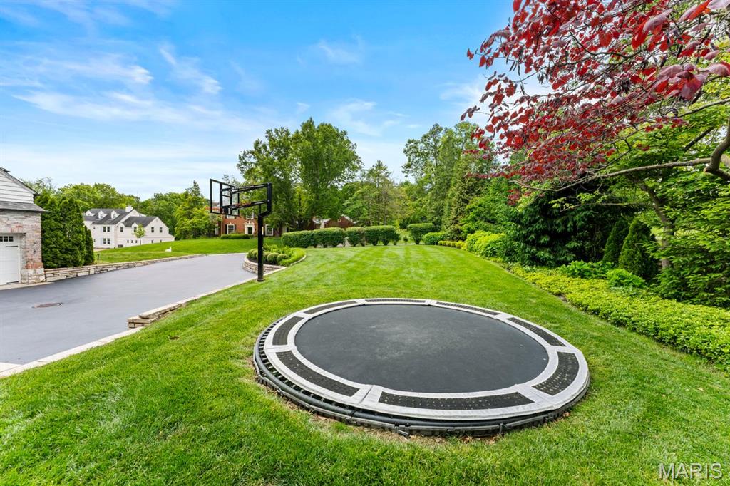 14 Briarcliff