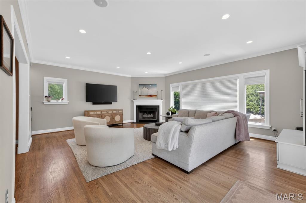 6 Exmoor Drive