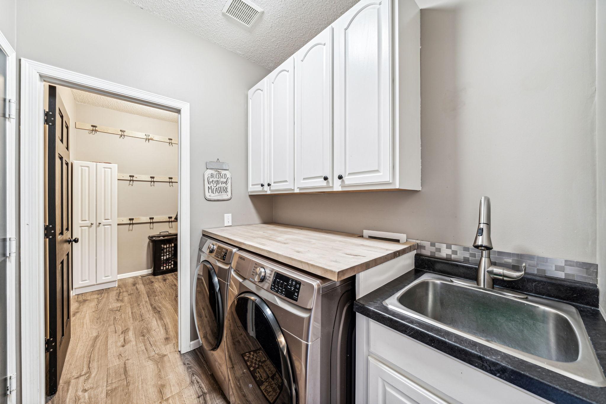 10409 Kilbirnie Road