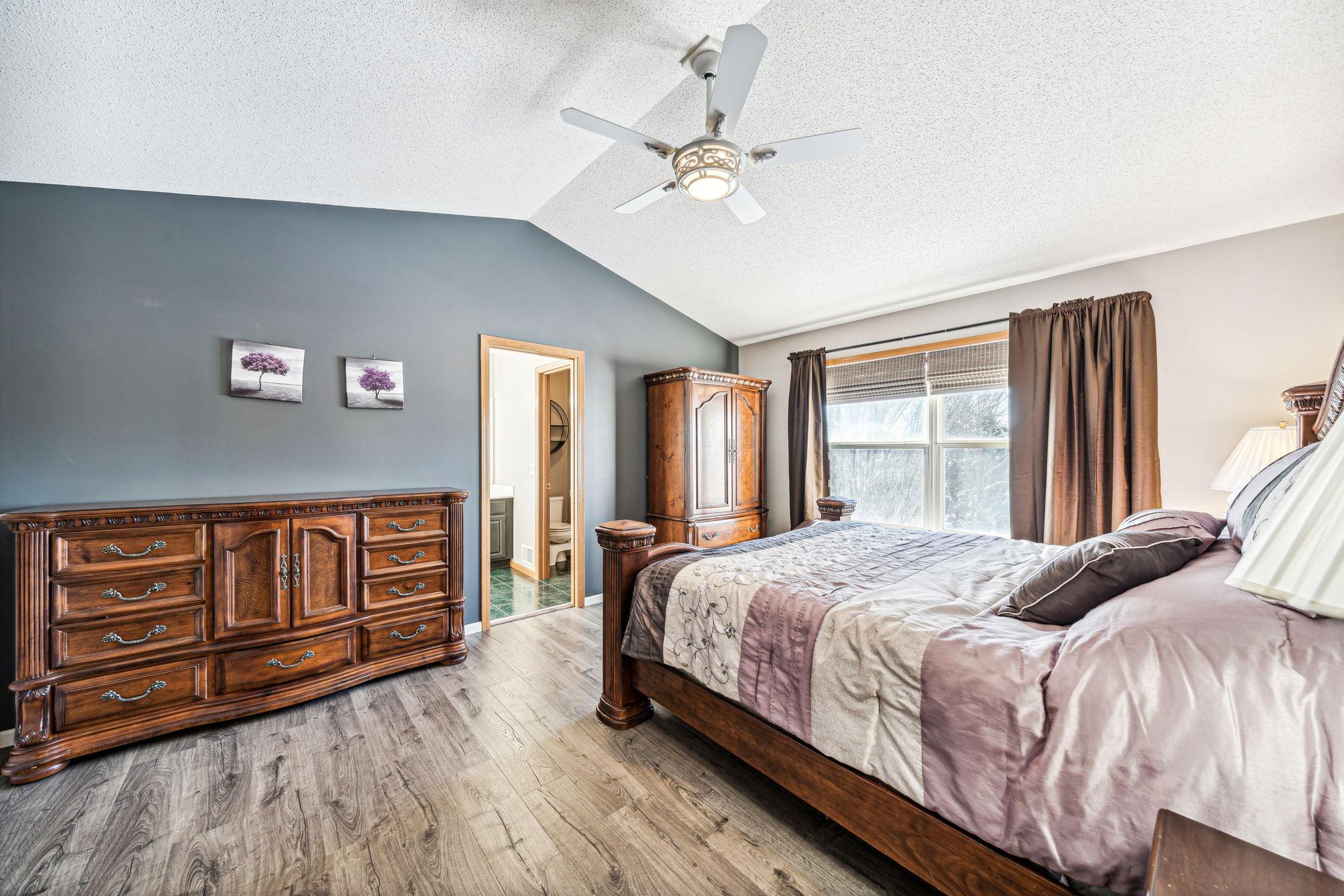 10409 Kilbirnie Road