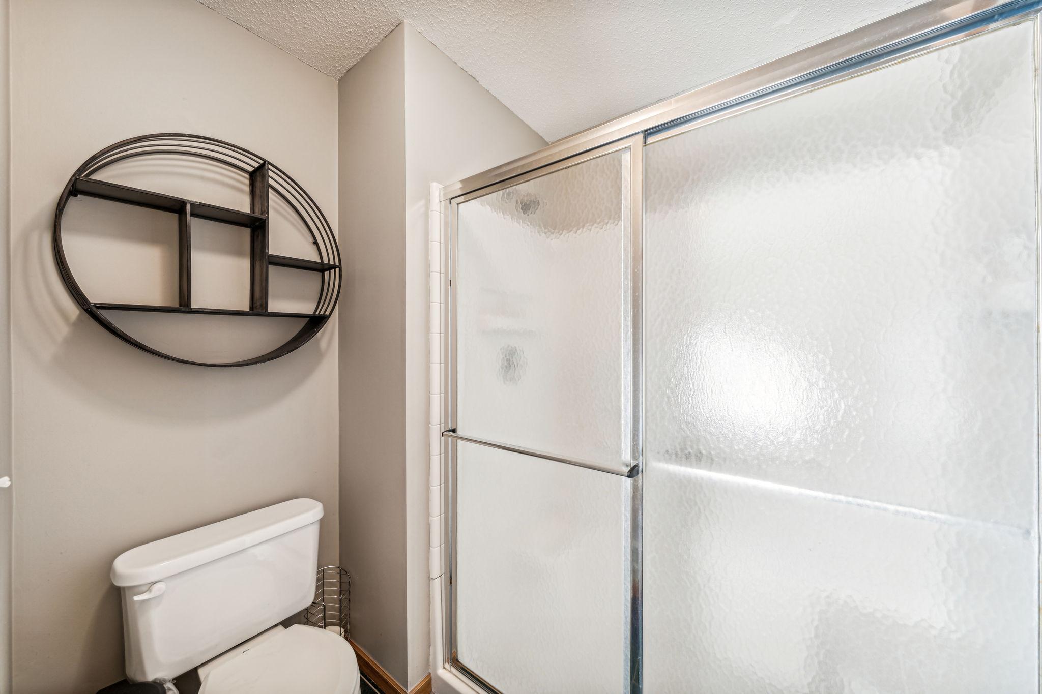 10409 Kilbirnie Road