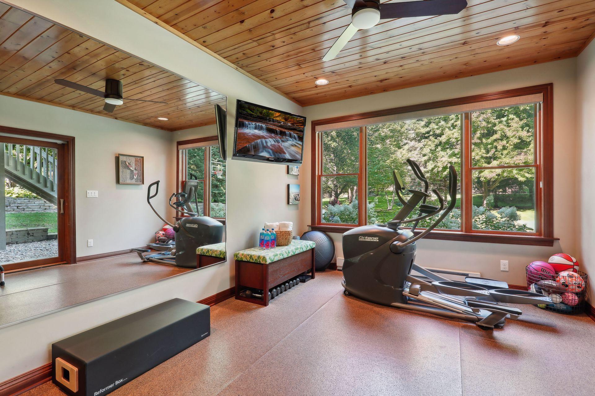 2488 Shadow Creek Trail