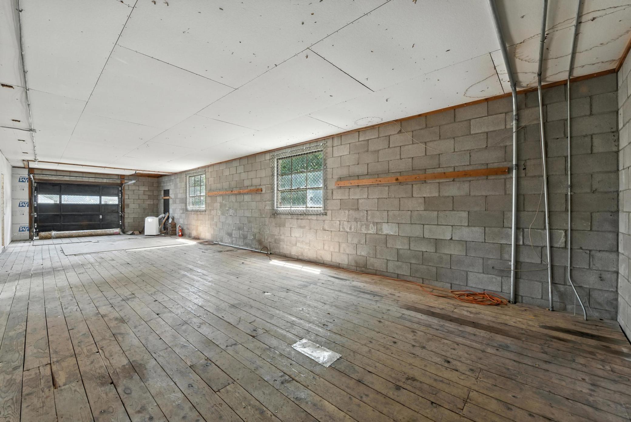 2324 Vermillion Street