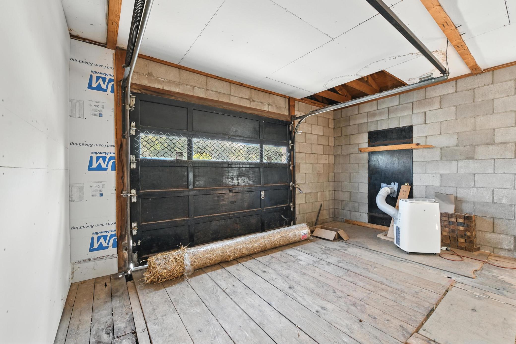 2324 Vermillion Street