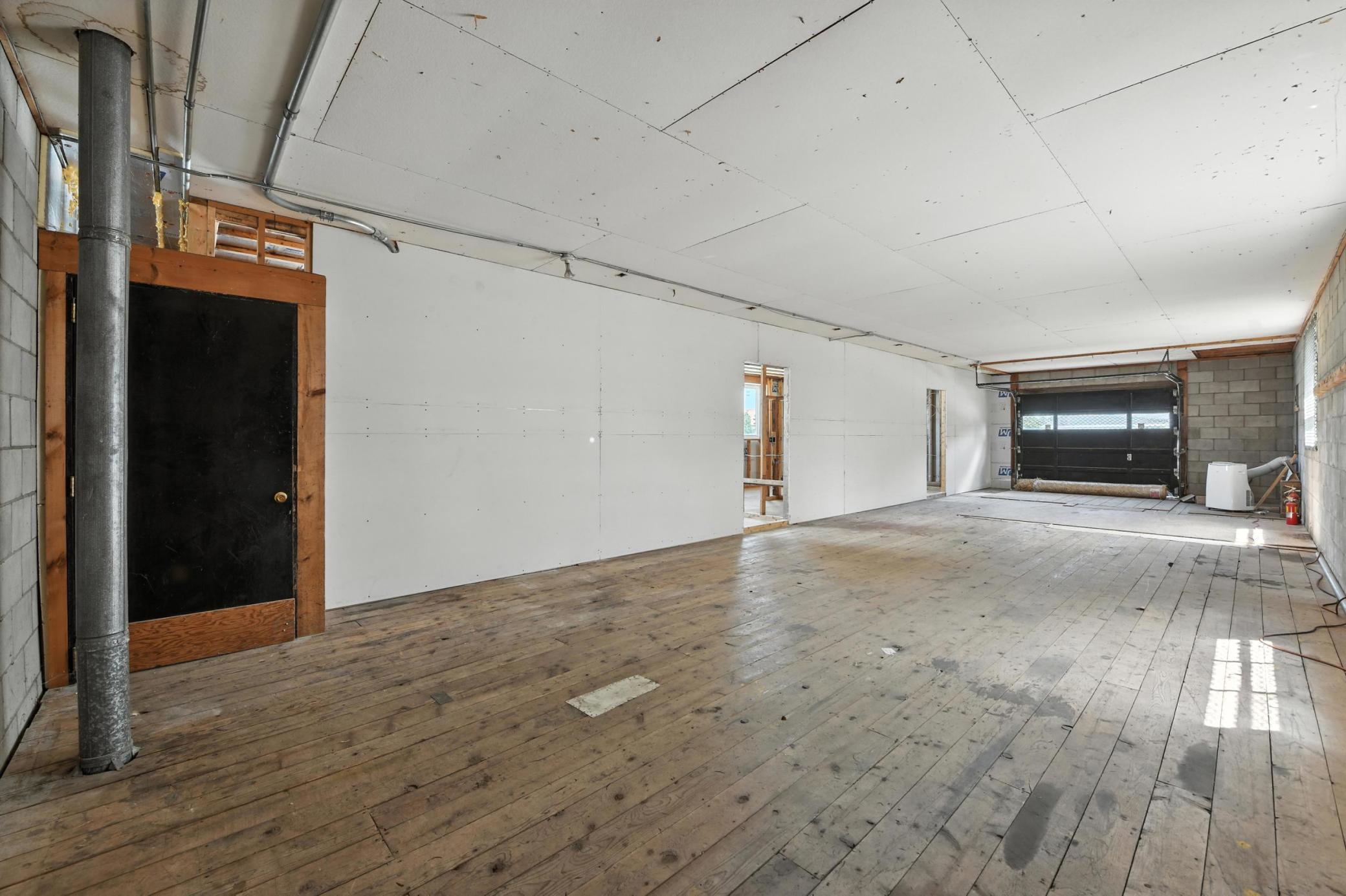 2324 Vermillion Street