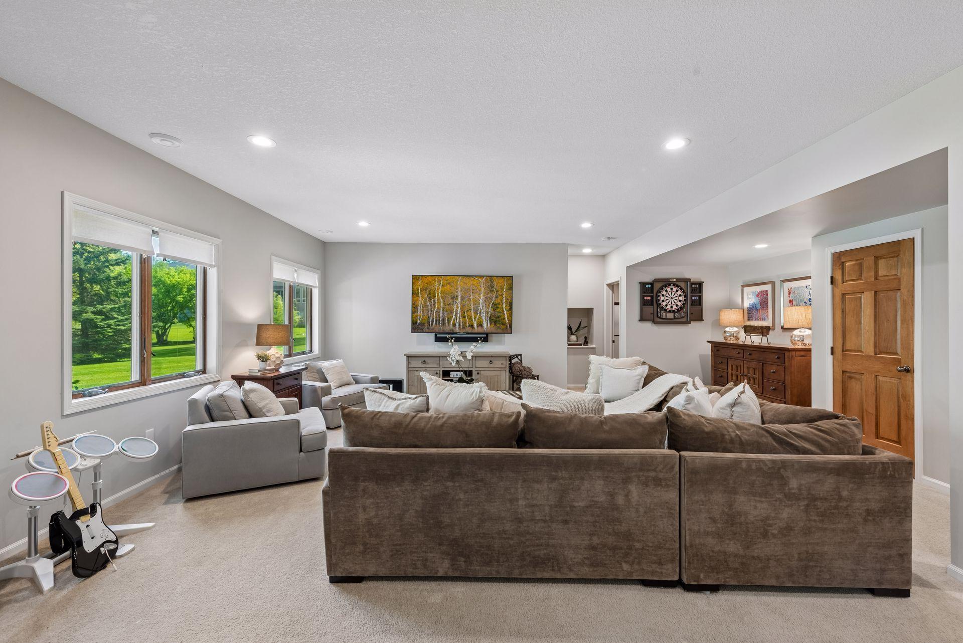 1800 Carriage Drive