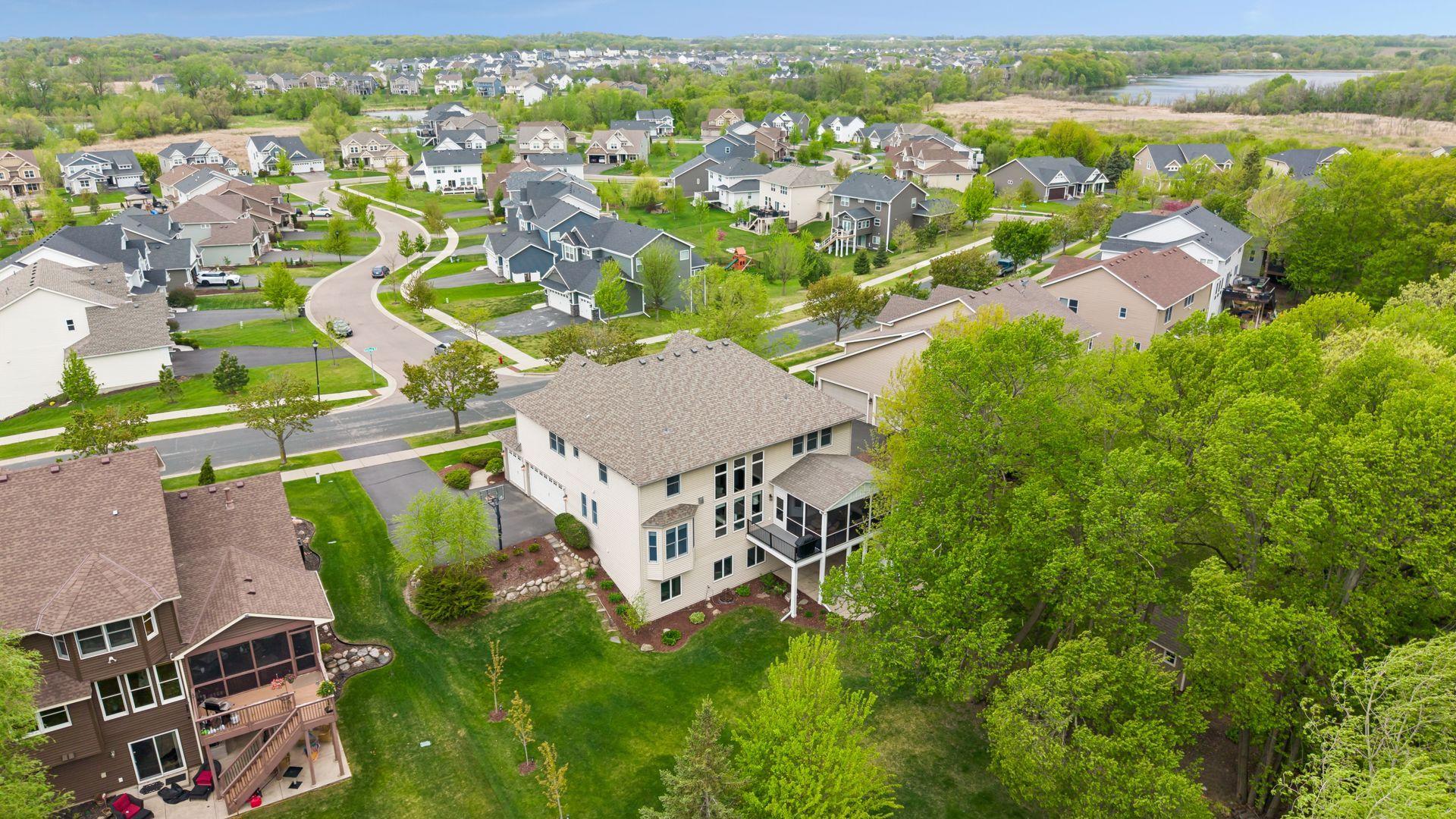 1800 Carriage Drive