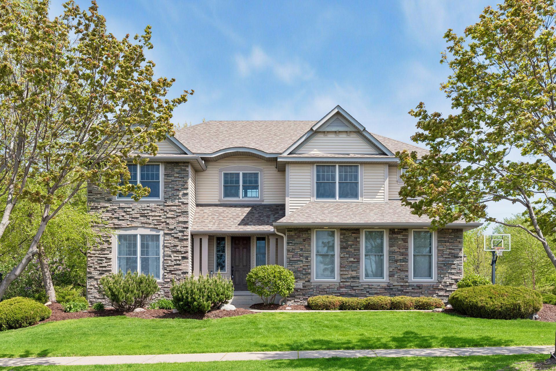1800 Carriage Drive