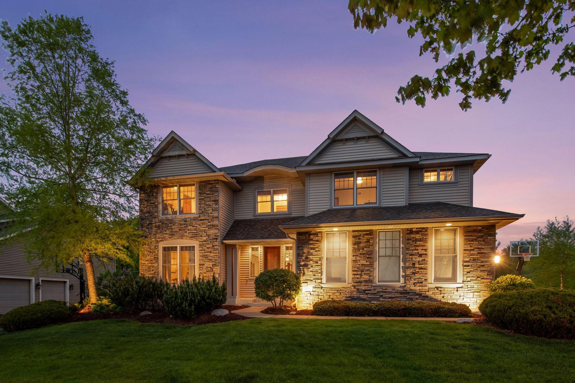 1800 Carriage Drive