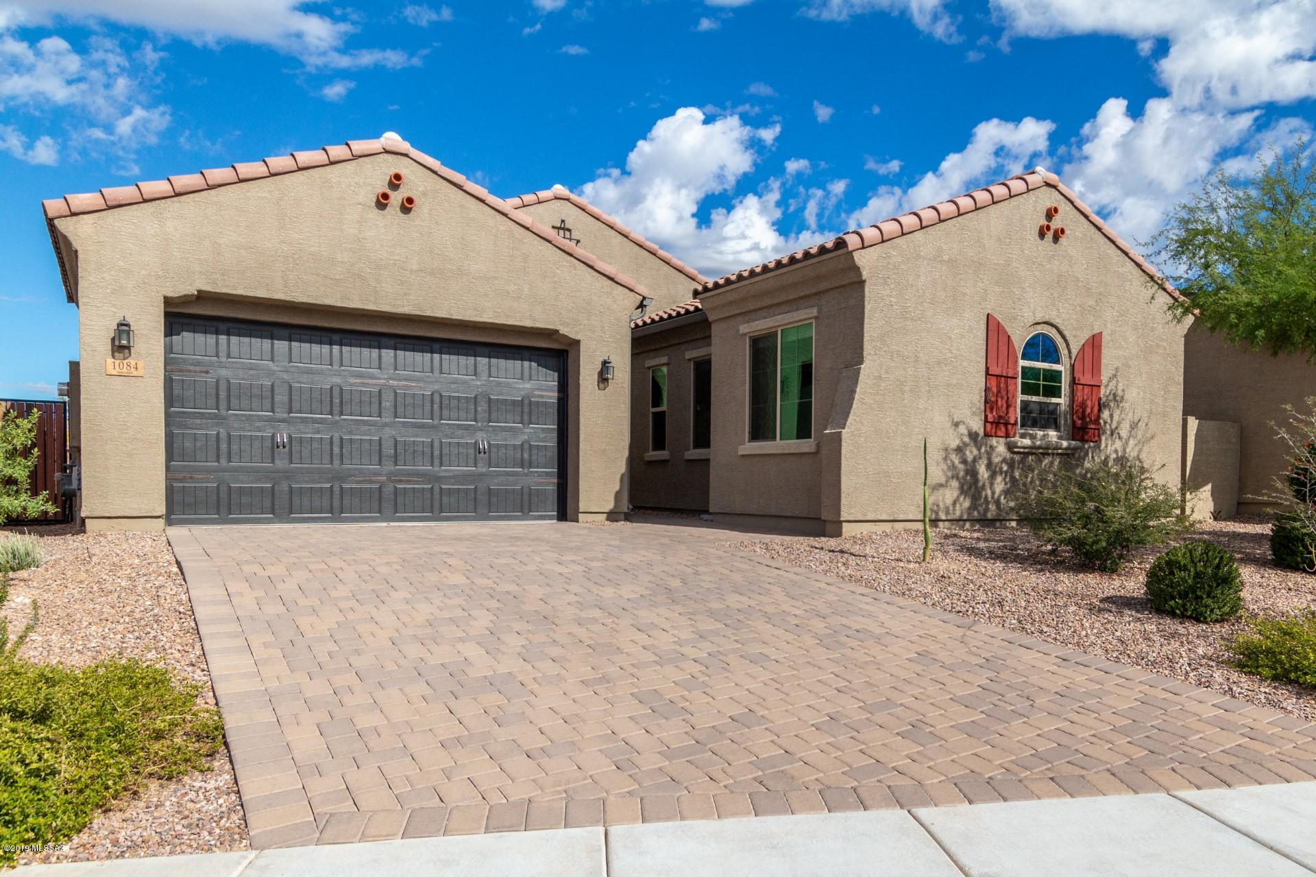 1084 W Desert Firetail Lane