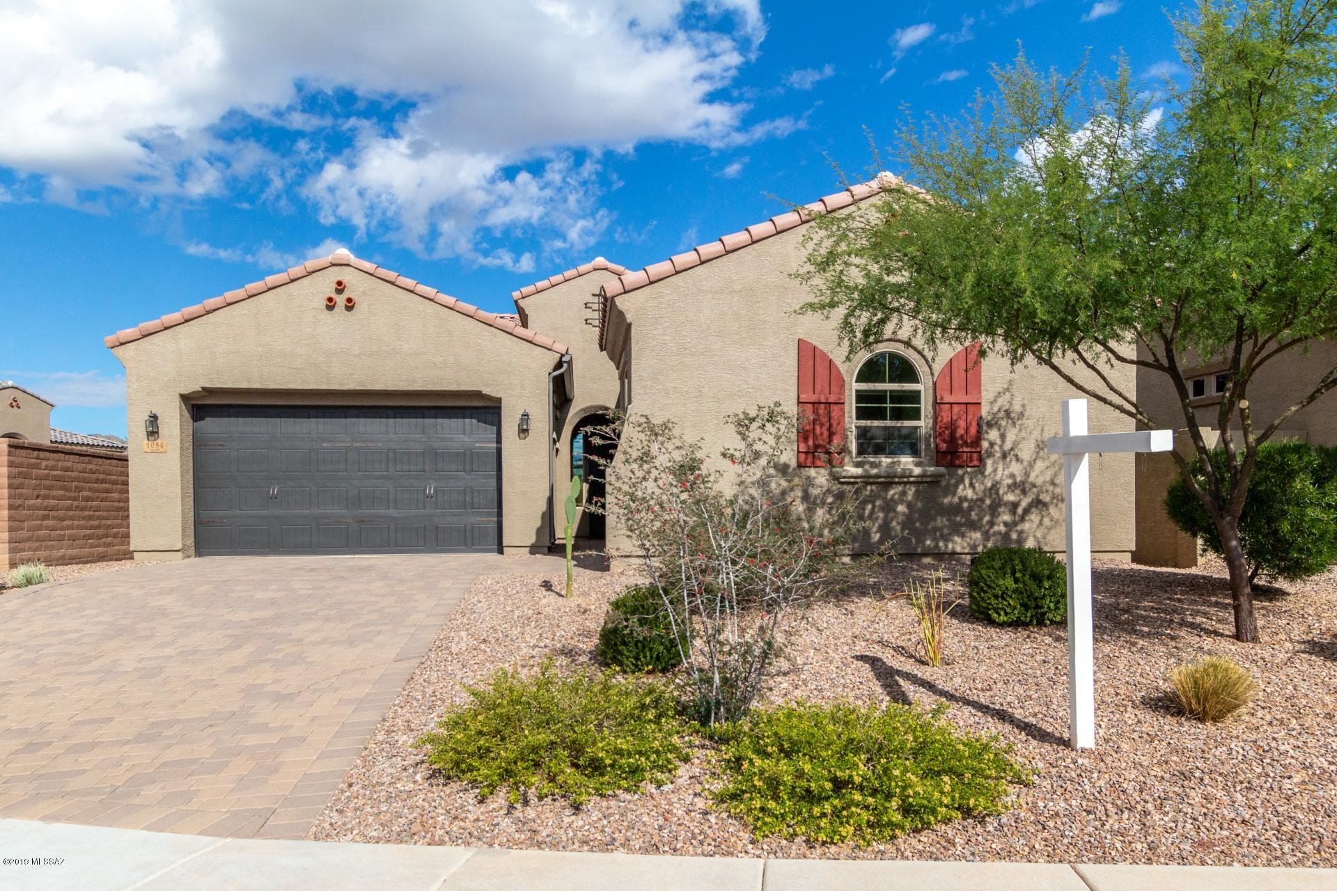 1084 W Desert Firetail Lane