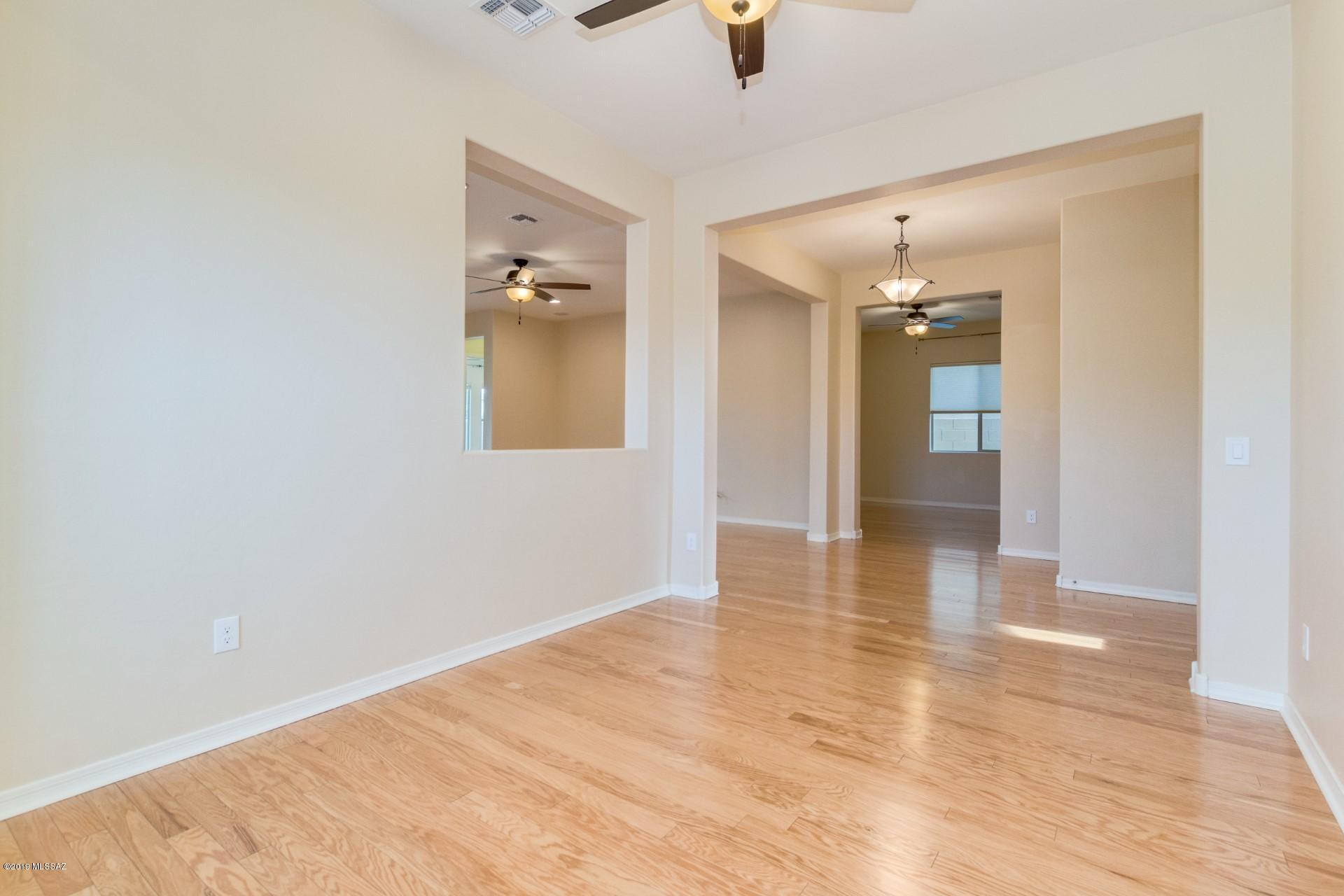 1084 W Desert Firetail Lane