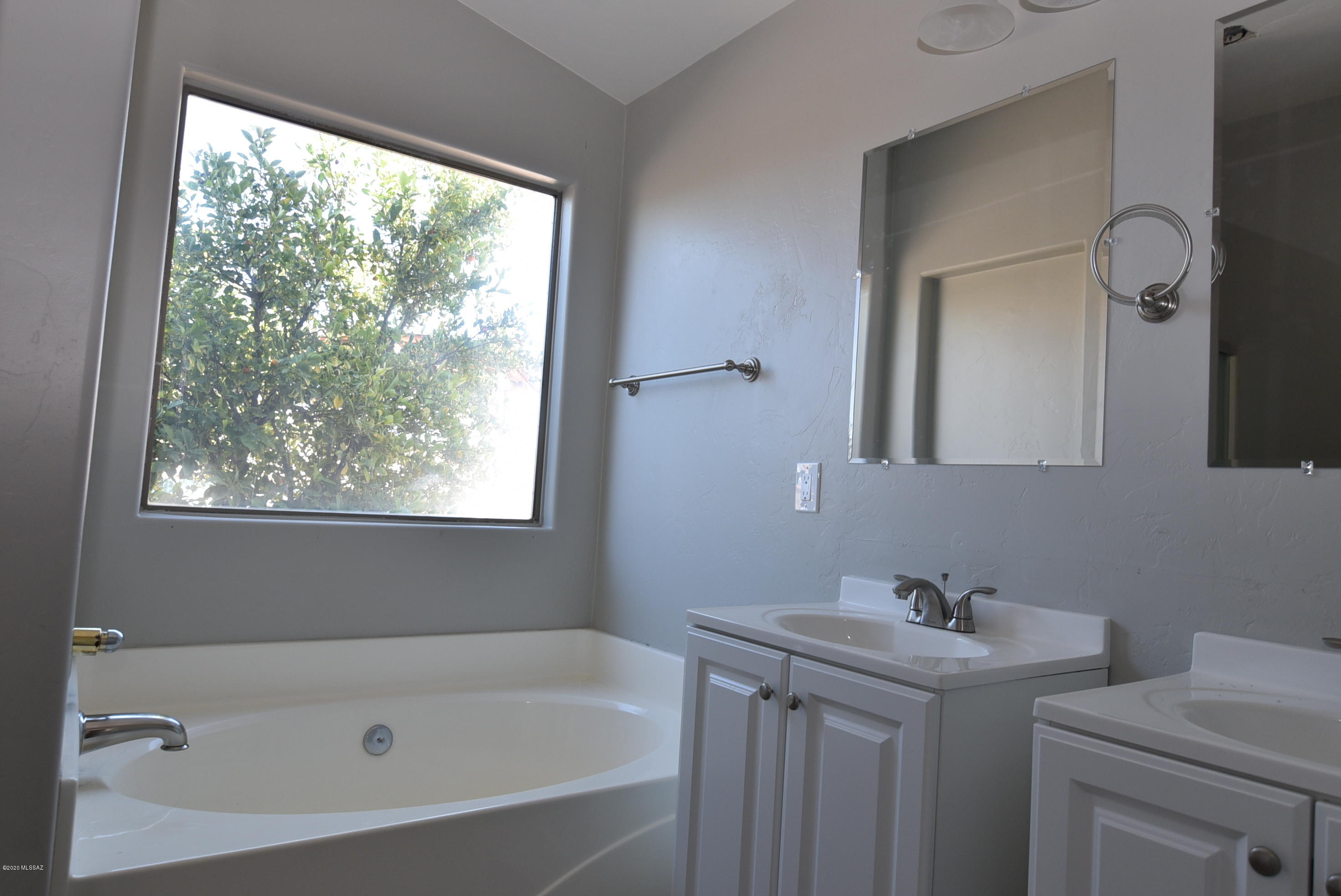 8507 E Sarnoff Ridge Loop