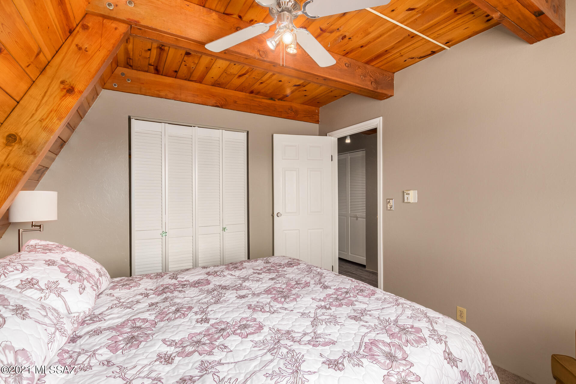 3285 E Calle Agassiz