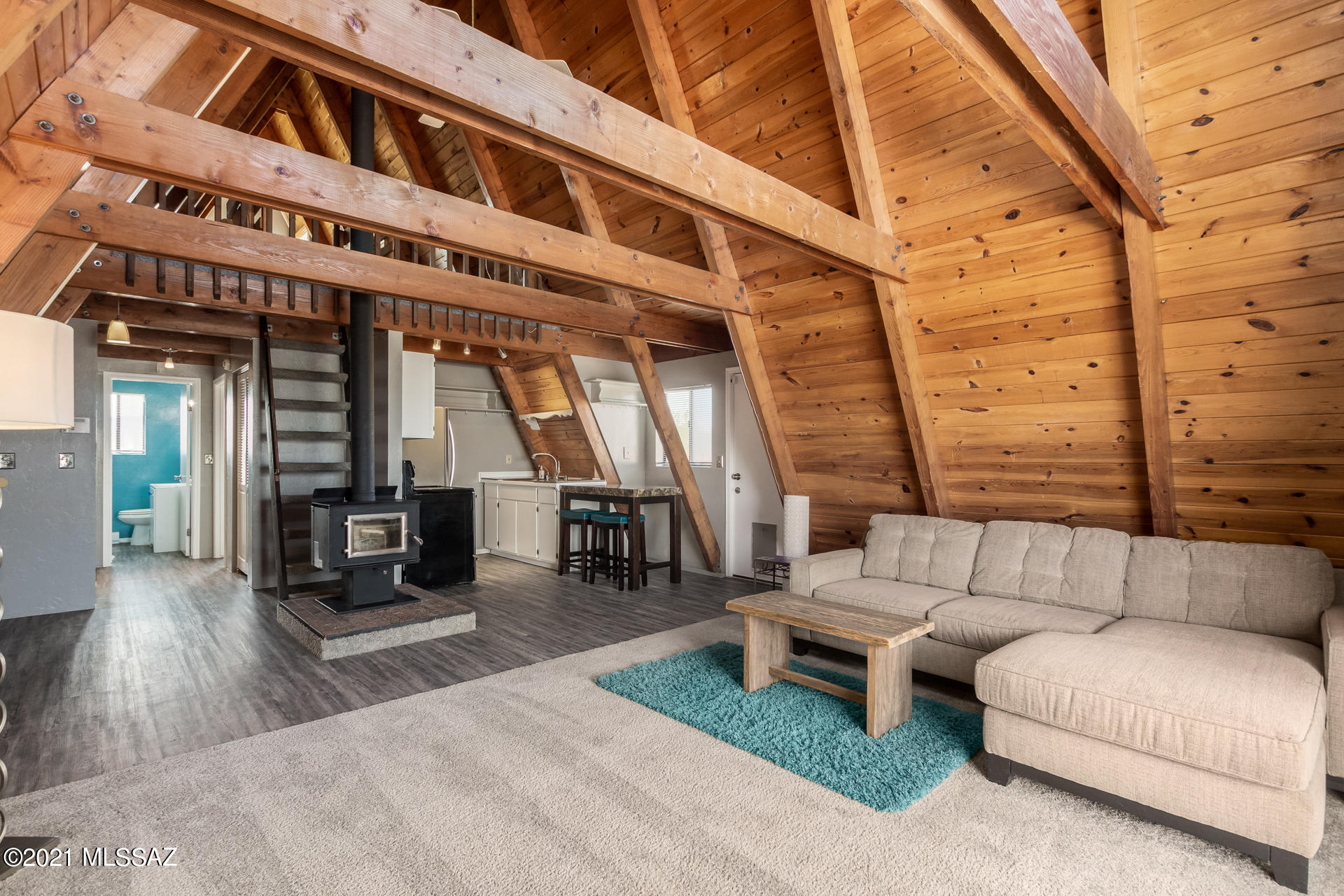 3285 E Calle Agassiz