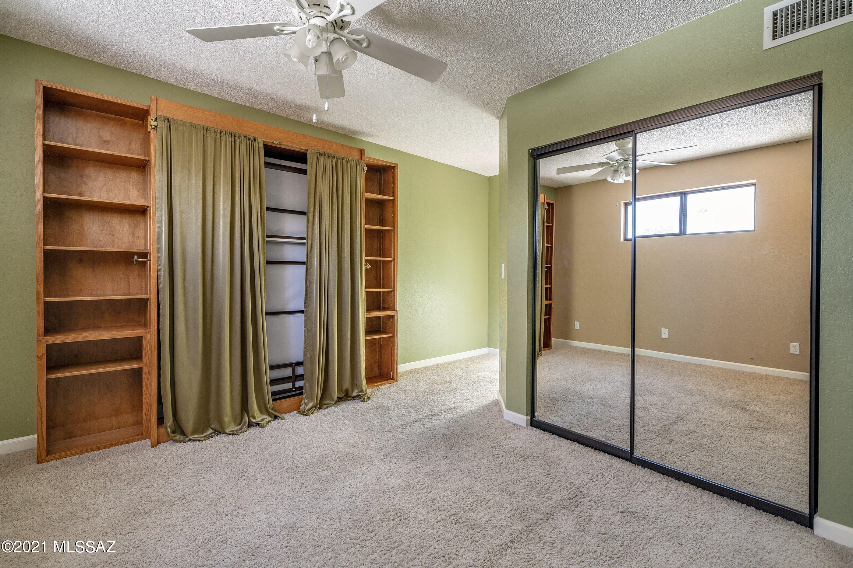 3061 E Winterhaven Drive