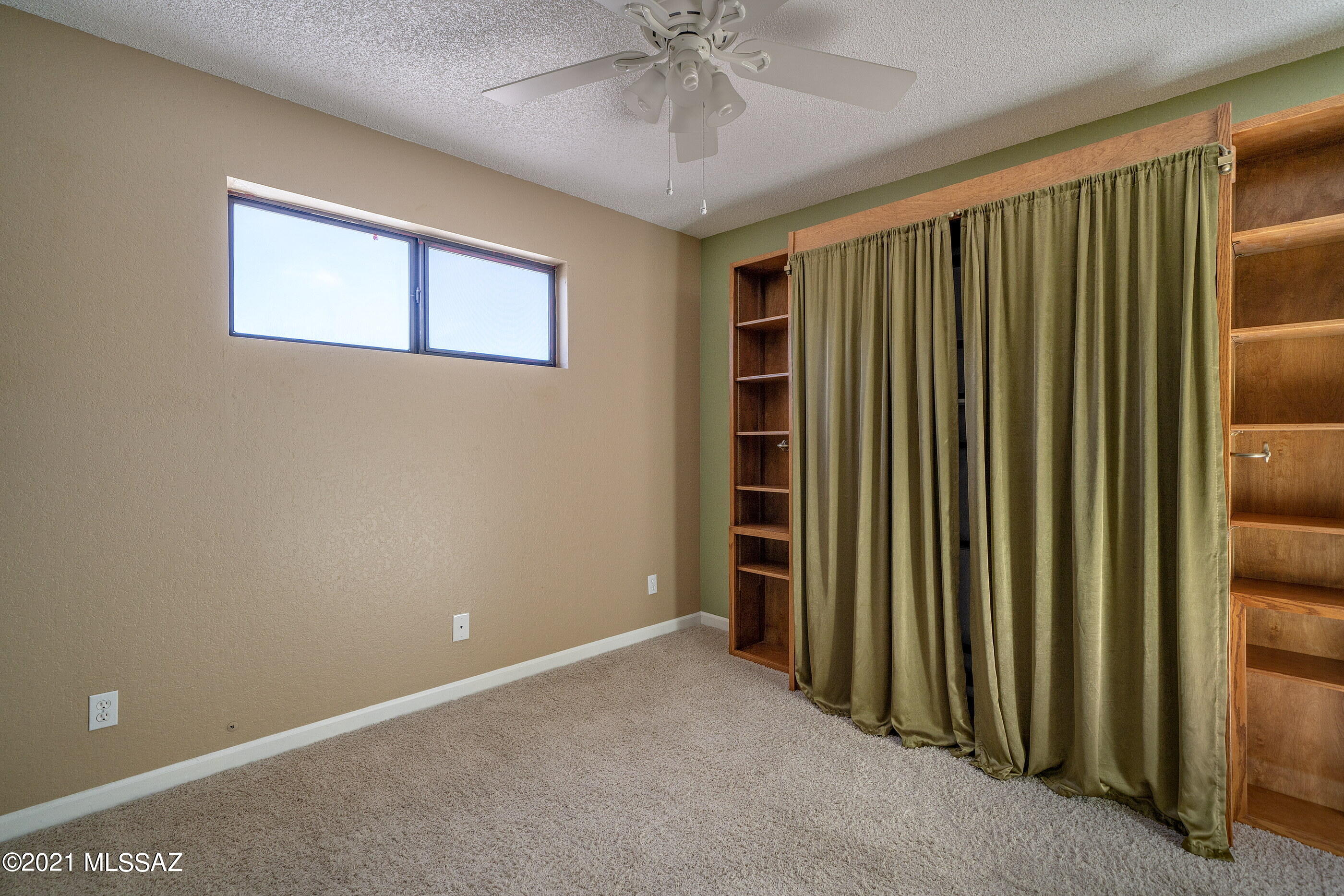 3061 E Winterhaven Drive