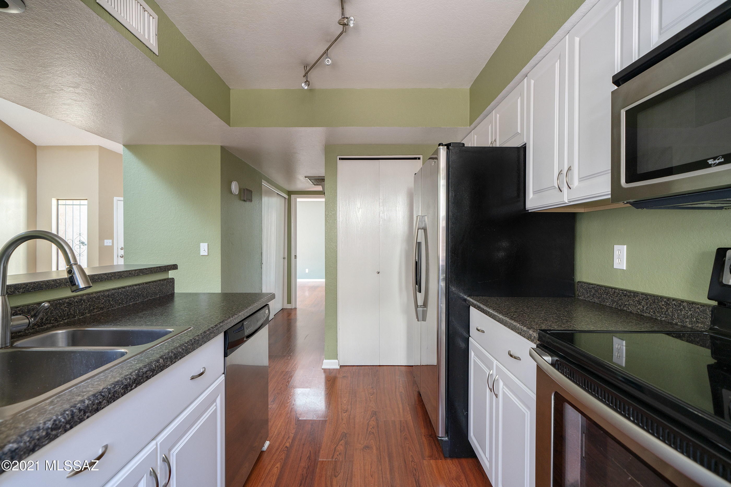 3061 E Winterhaven Drive