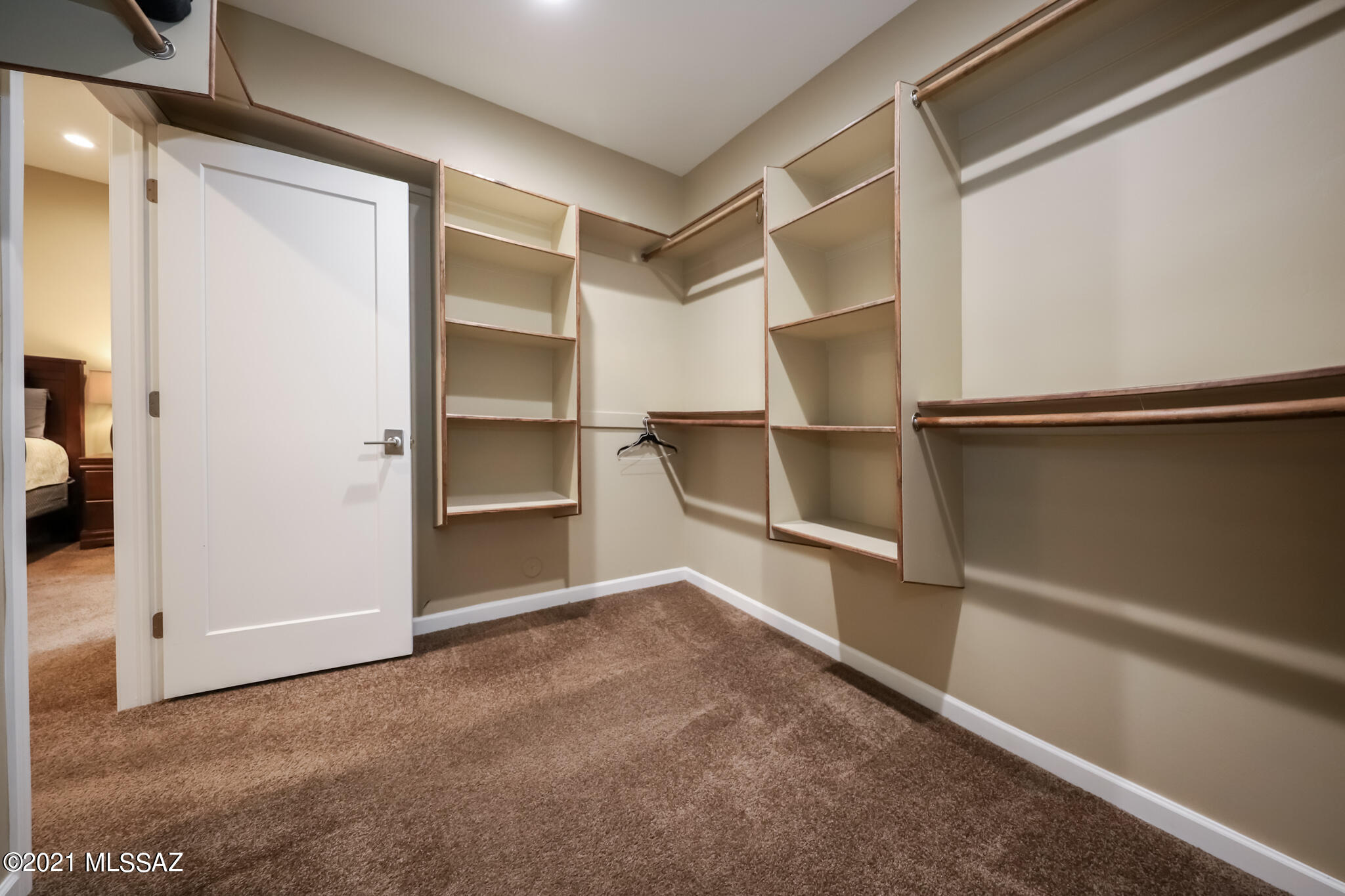 319 N Cameron View Place