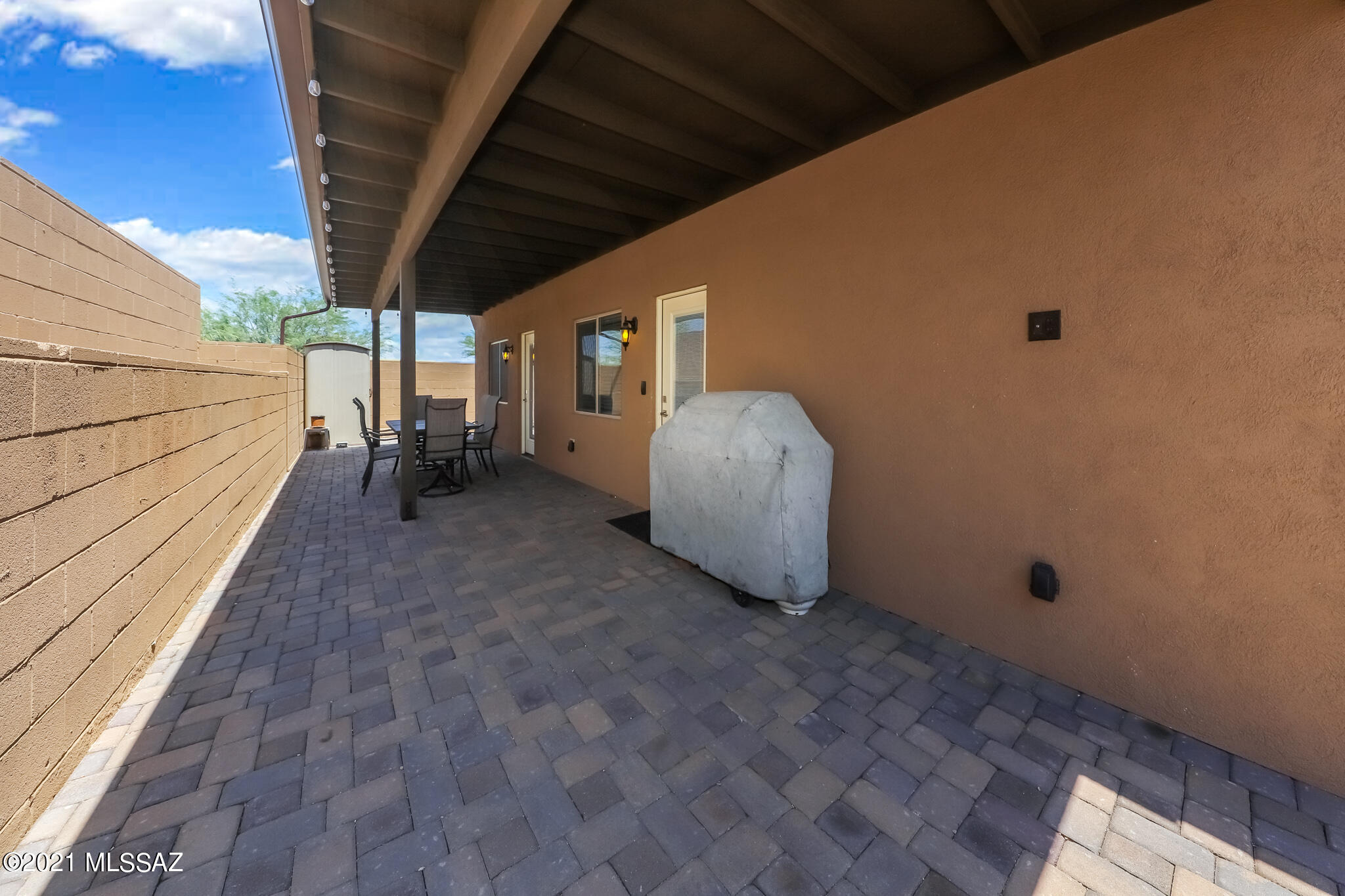 319 N Cameron View Place