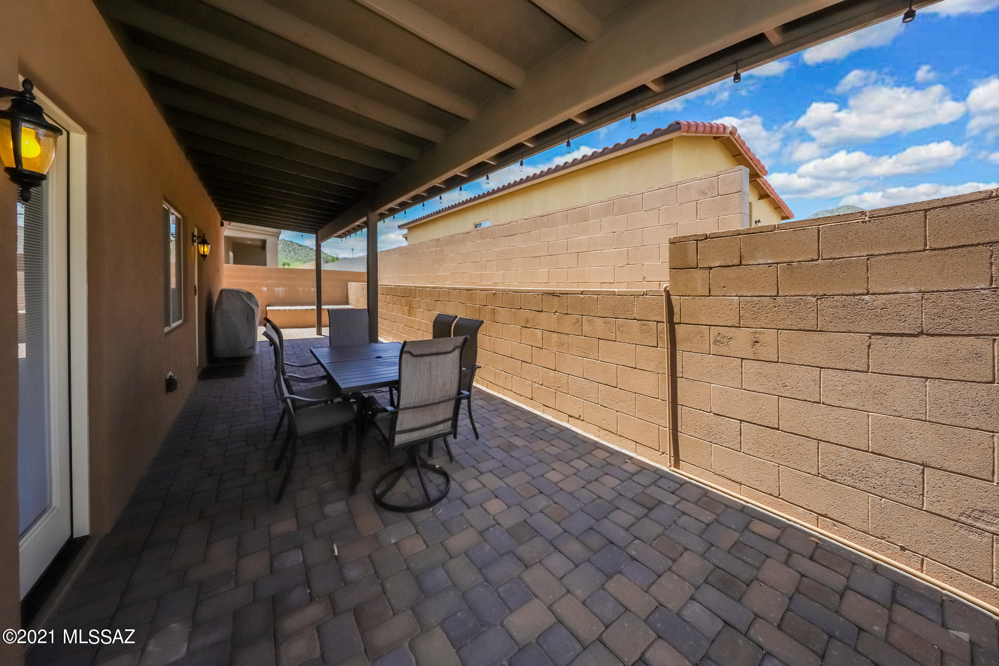 319 N Cameron View Place