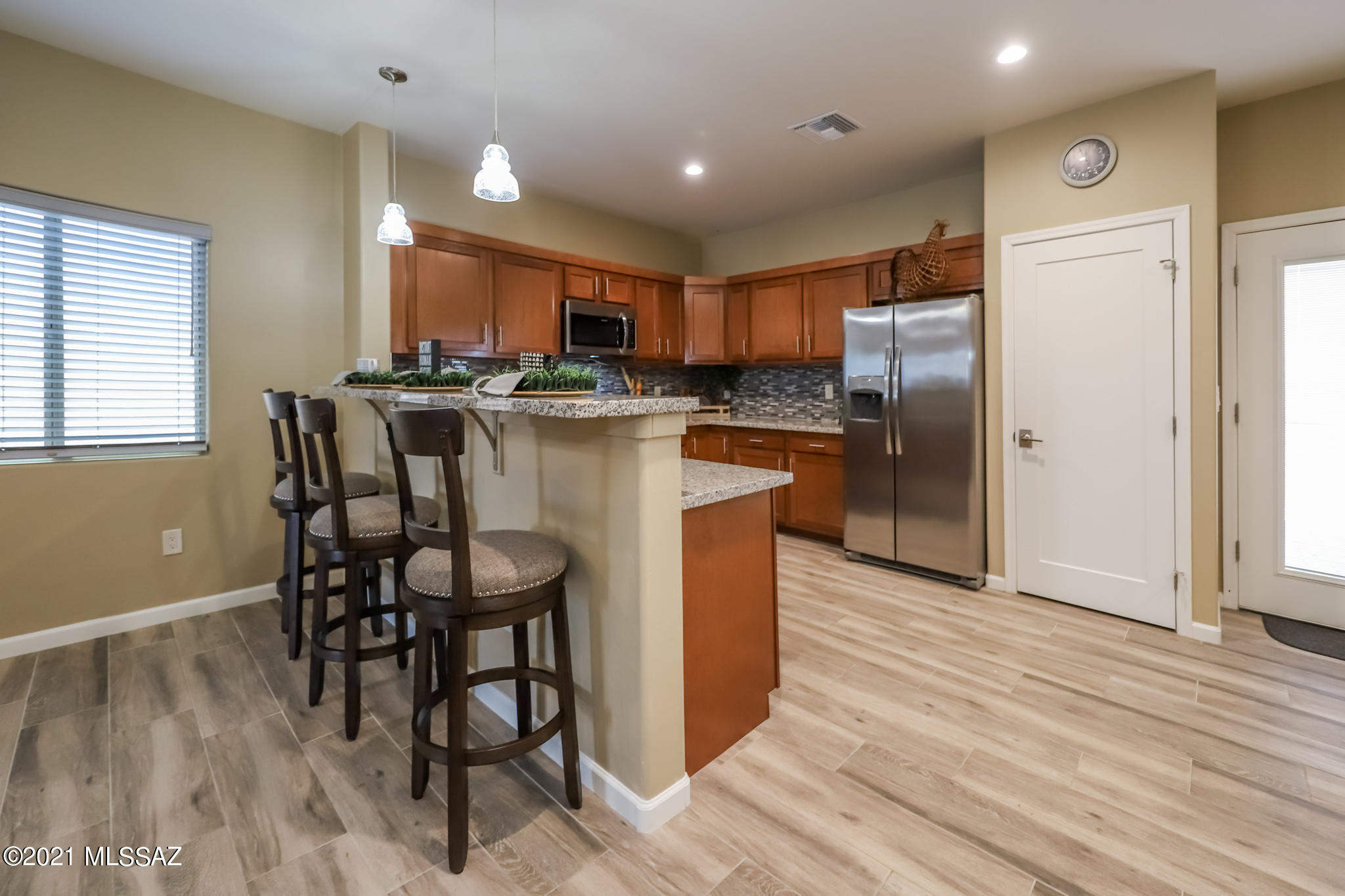 319 N Cameron View Place